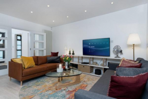 BIG & LUXURY 3 BEDR, 4 BEDS, 2,5 BATH, COVENT GARDEN, BEST Location